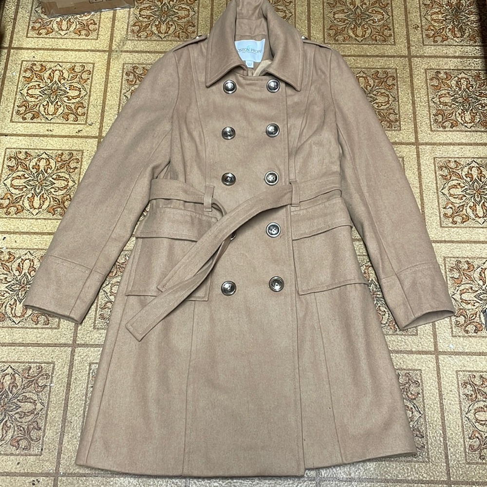 Boston Proper
Wool trench coat
Size 8 
Khaki, Wool